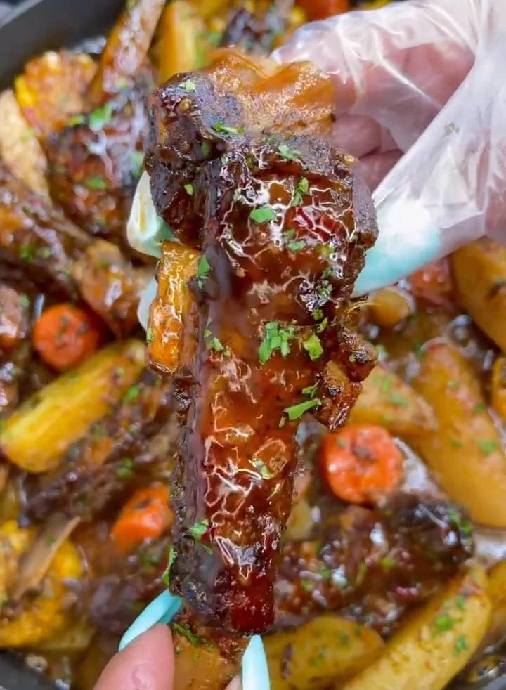 Sweet Chili Lime Crockpot Ribs