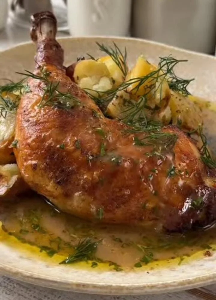 Garlic Butter Herb Roasted Chicken | Sunday Dinner Ideas