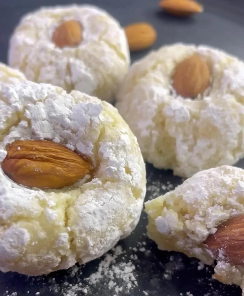No Bake Lemon Coconut Energy Balls