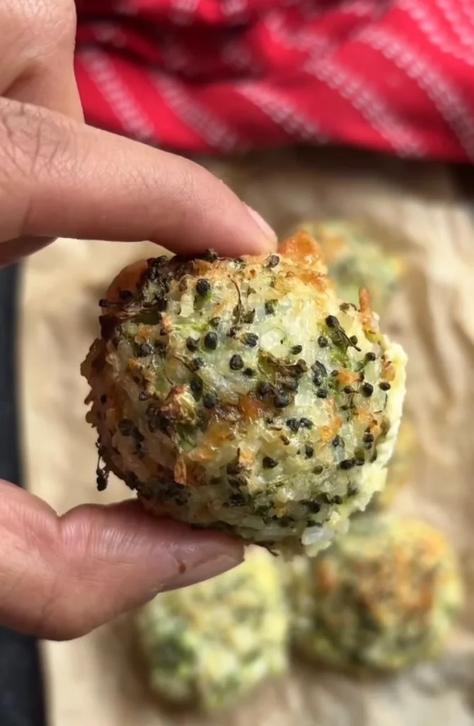  Cheesy Broccoli Rice Cups