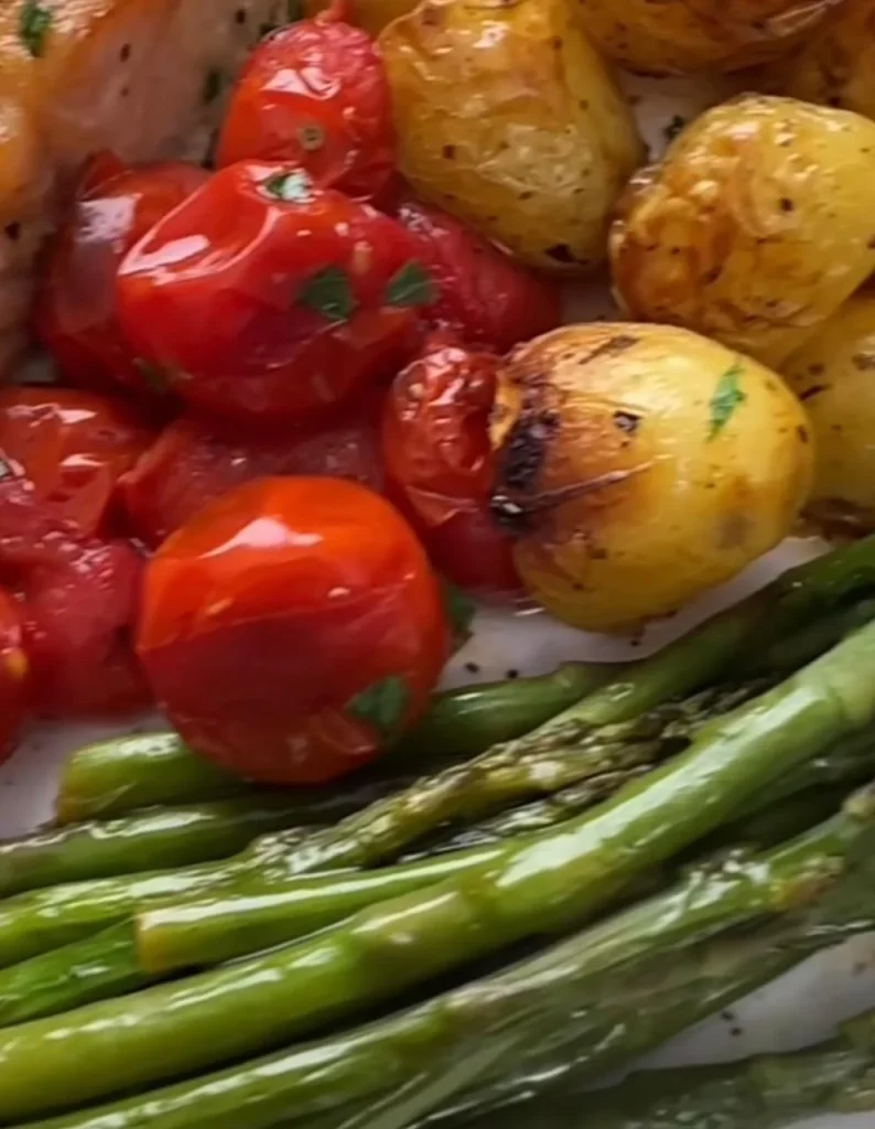 Sheet Pan Salmon & Veggies