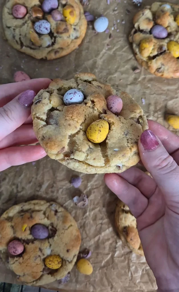 Vanilla Bean Glazed Wedding Ring Cookies