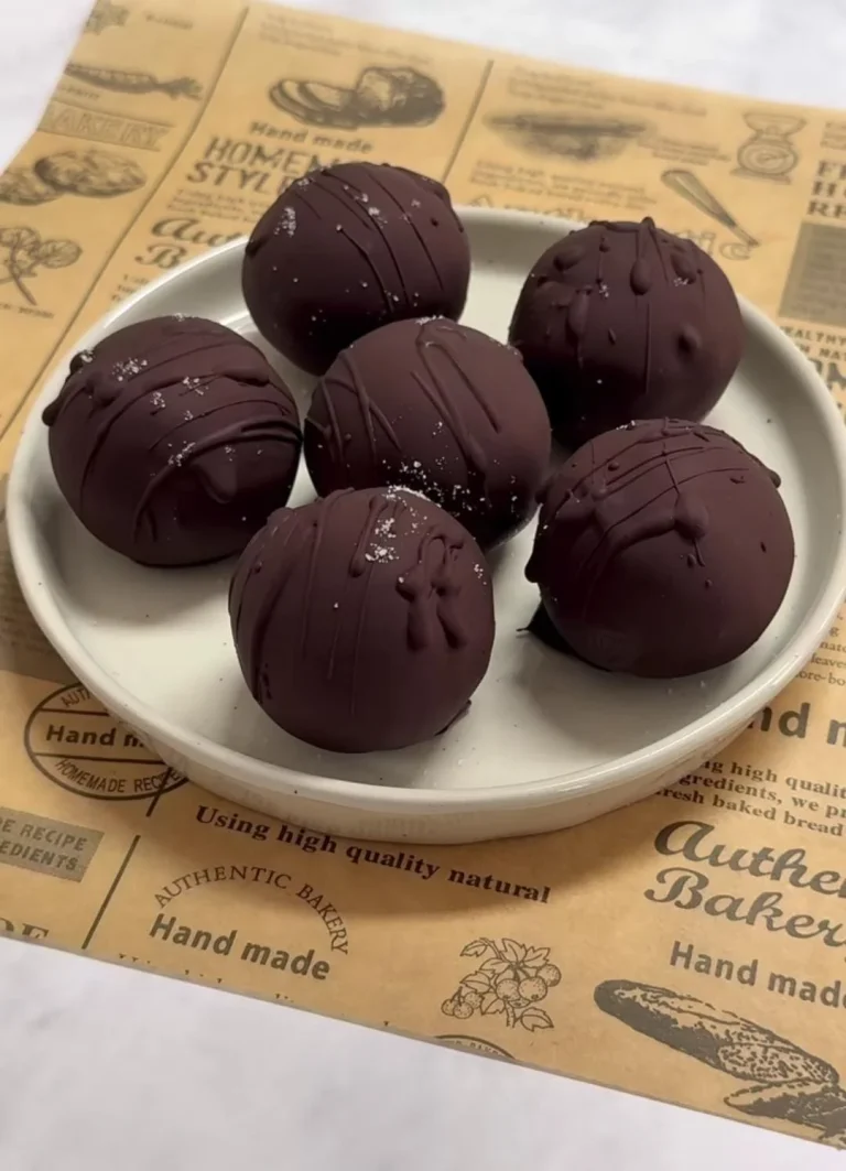 Chocolate Banana Energy Balls