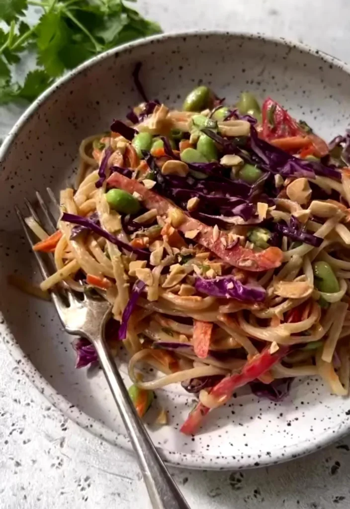 Thai Peanut Zoodle Bowl