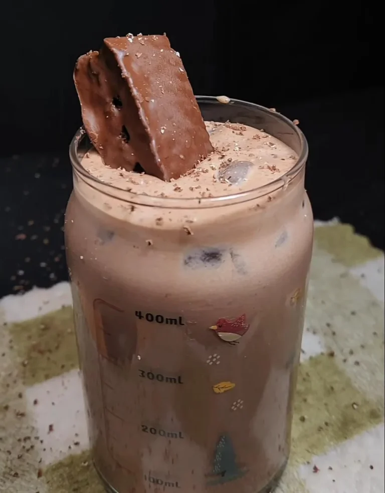 Chocolate Coconut Cream Shake
