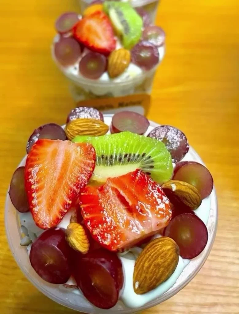 Greek Yogurt Parfait Cups
