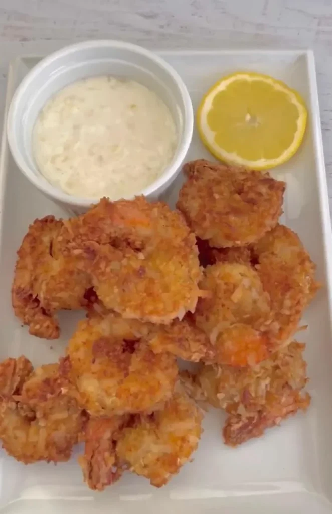 Coconut Shrimp with Pineapple Dipping Sauce