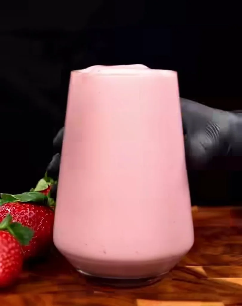 Strawberry Banana Smoothie | Strawberry Smoothie Recipes