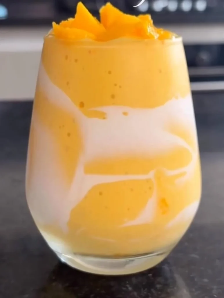 Mango Banana Smoothie