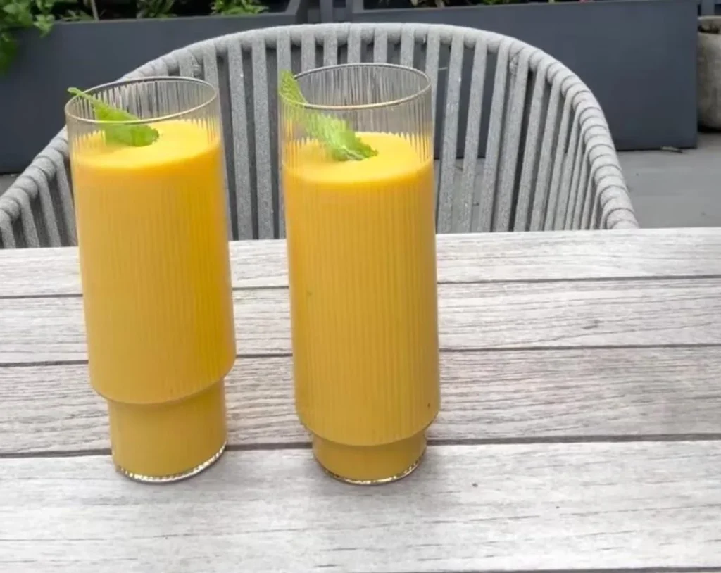 Mango Orange Turmeric Smoothie