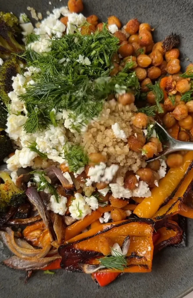 Quinoa & Roasted Veggie Bowl