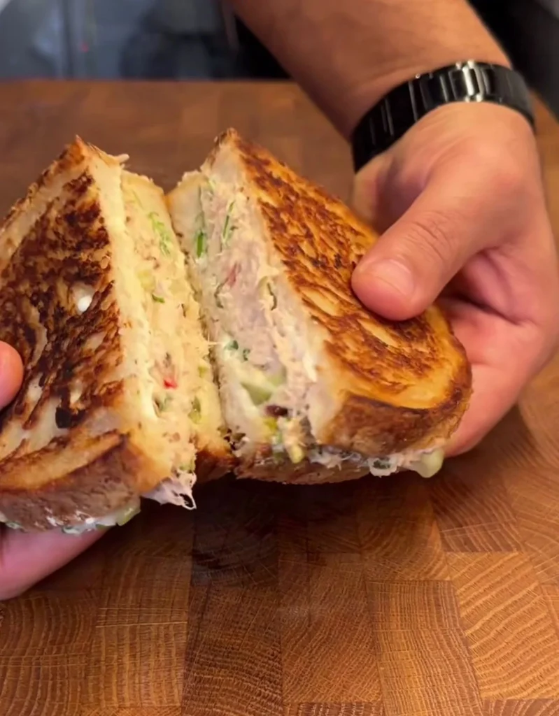 Tuna Sandwich