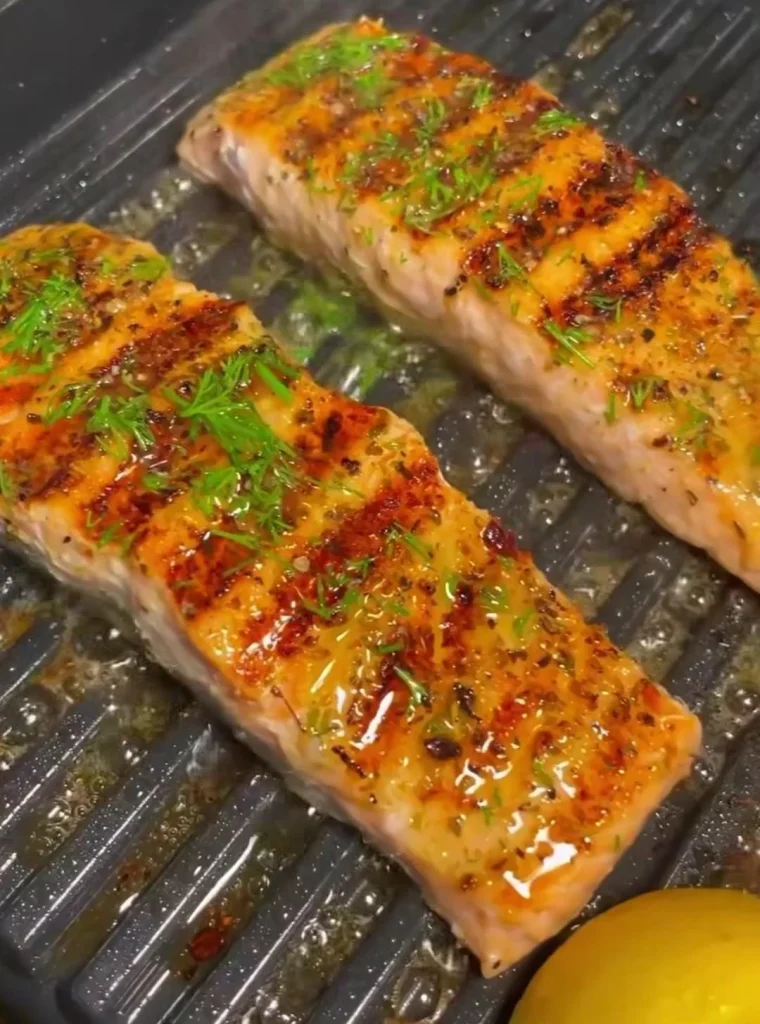 Grilled Salmon Detox Salad Bowl