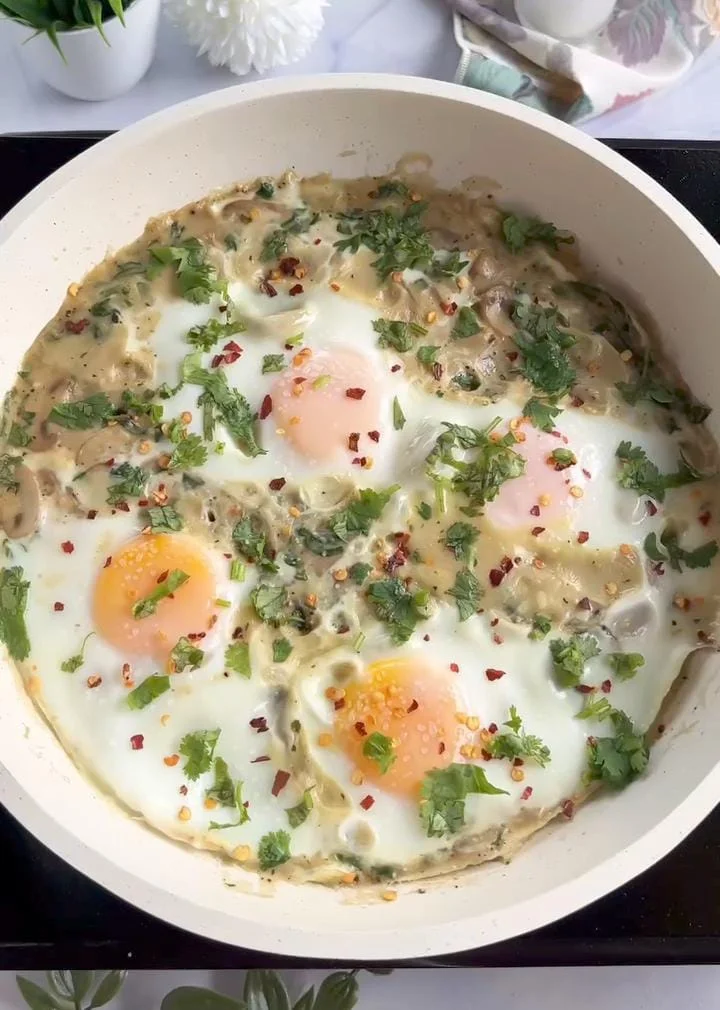 Spinach Mushroom Egg White Power Bowl