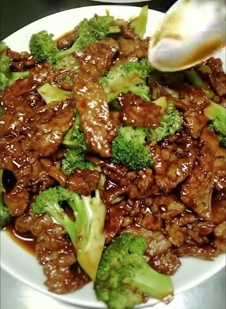 Lean Beef & Broccoli Fat Burn Bowl