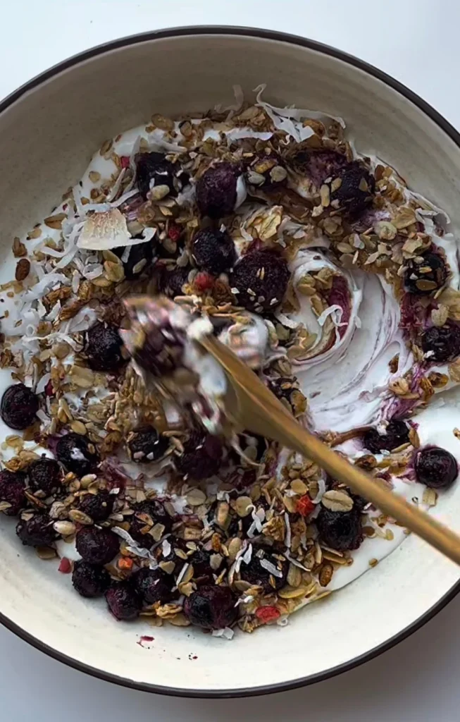 Greek Yogurt Berry Bowl