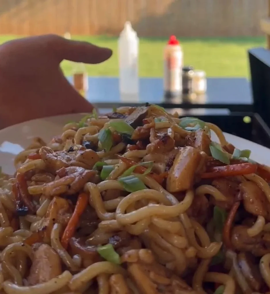 Spicy Garlic Noodles on Blackstone Grill