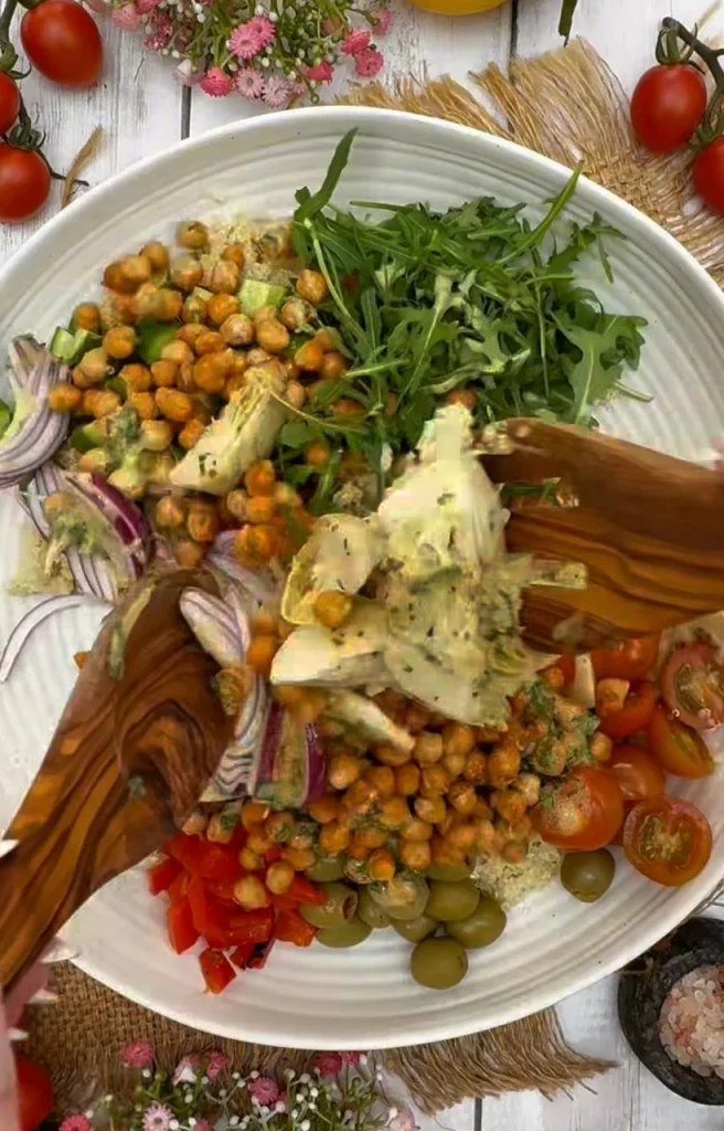 Mediterranean Chickpea Quinoa Bowl