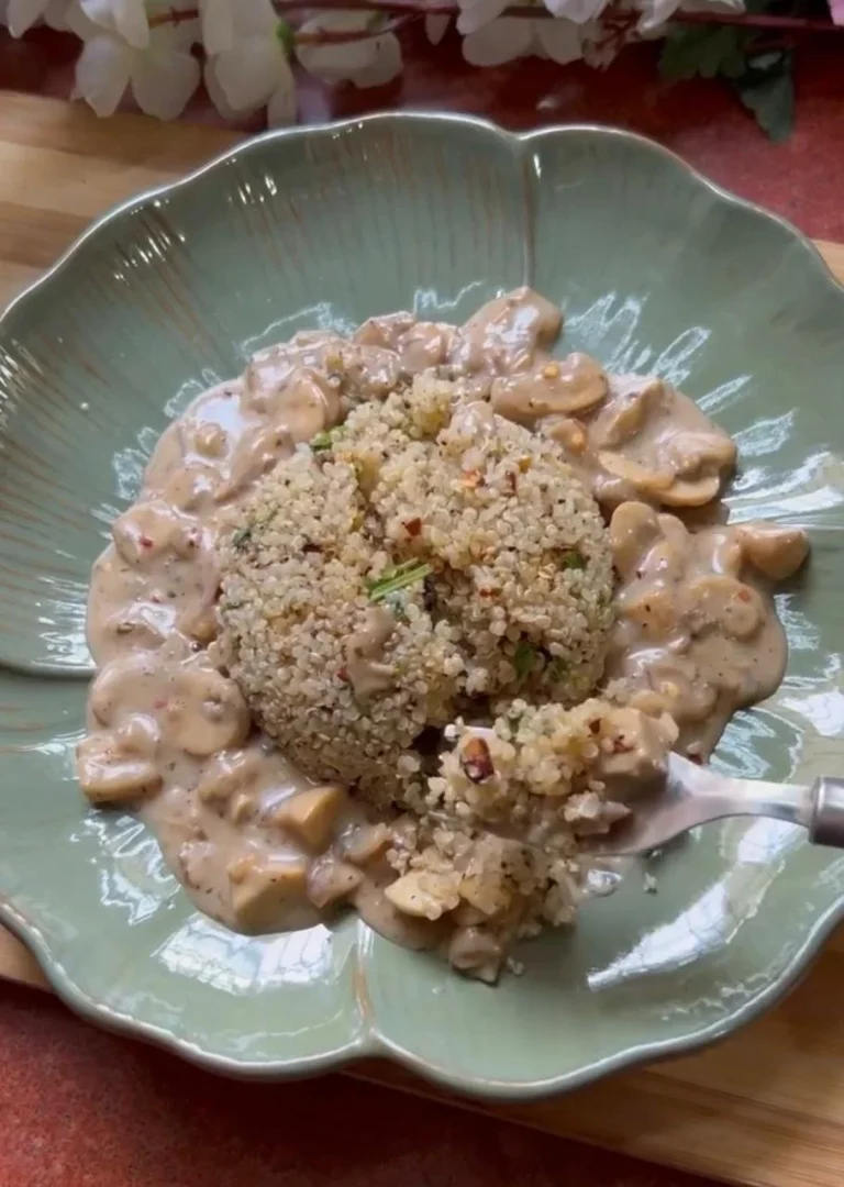 Creamy Mushroom Quinoa Bowl