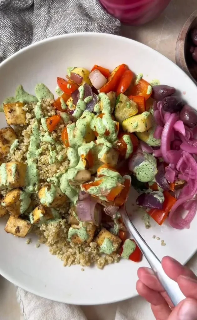  Roasted Garlic Veggie Quinoa Bowl