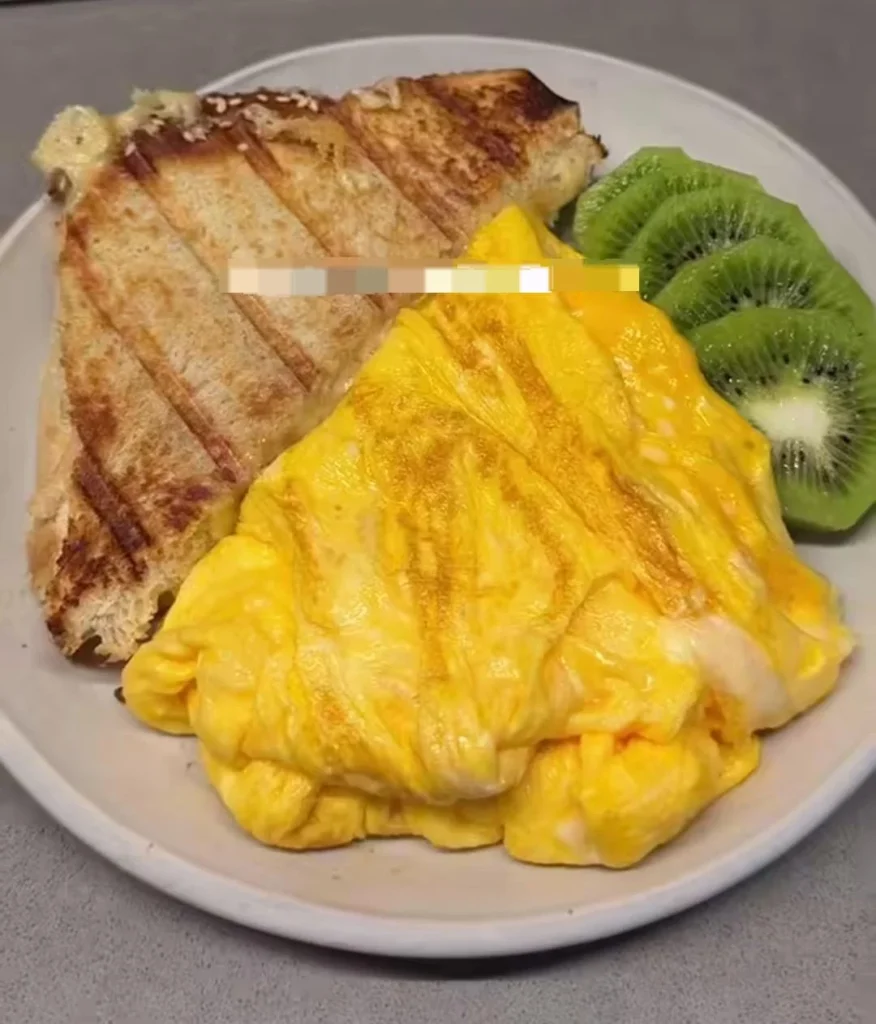 Egg Breakfast Grilled Cheese