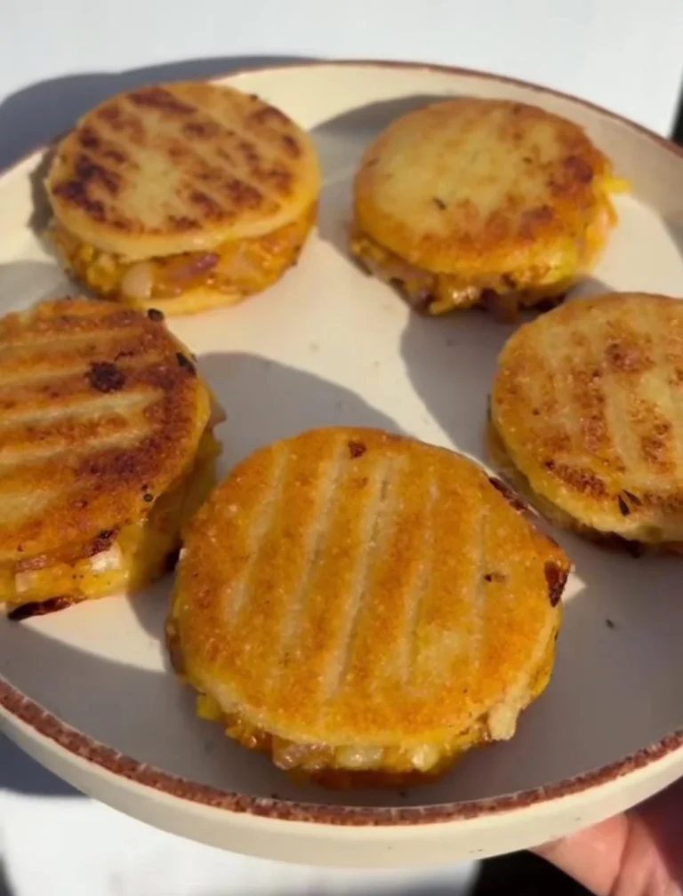Mini Burger Lunch Box