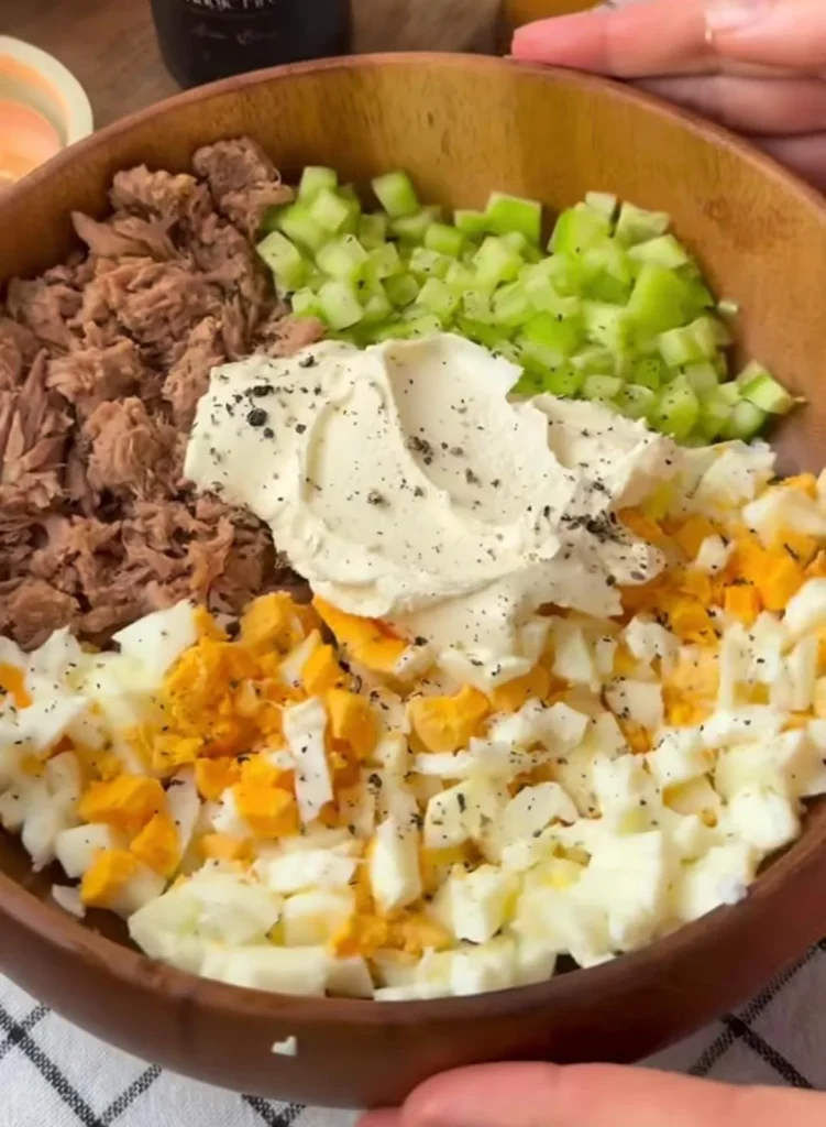 Tuna Zero Carb Snack Bowl