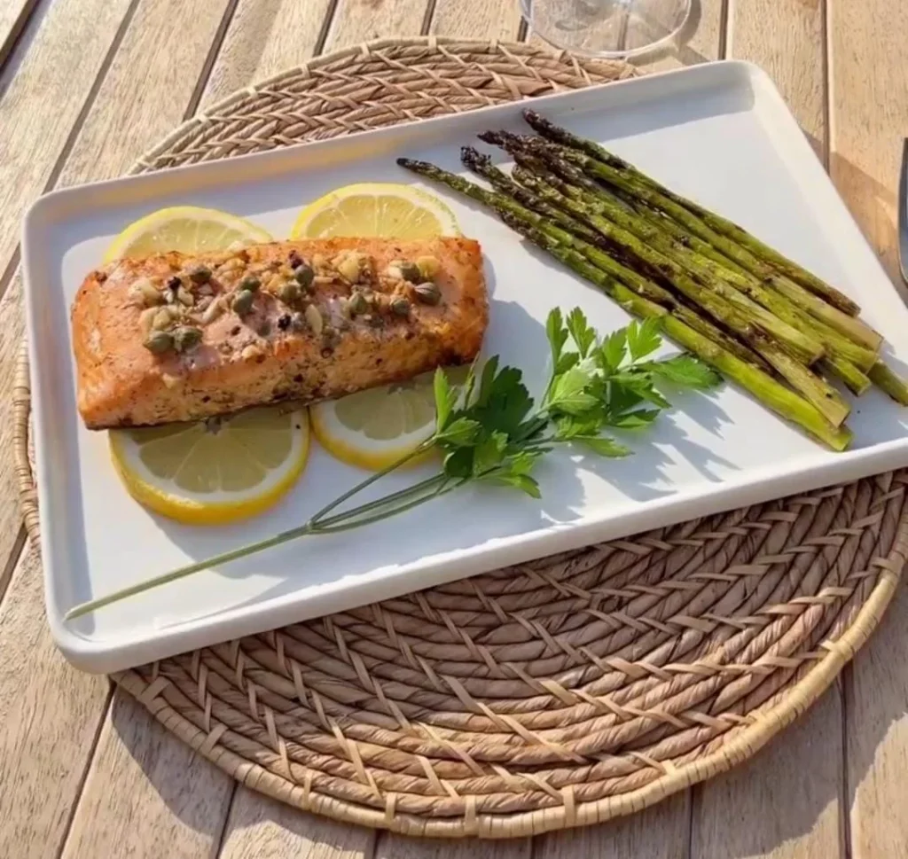 Lemon Garlic Grilled Salmon