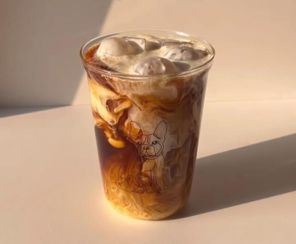 Vanilla Sweet Cream Cold Brew Starbucks Summer Drinks Copycat