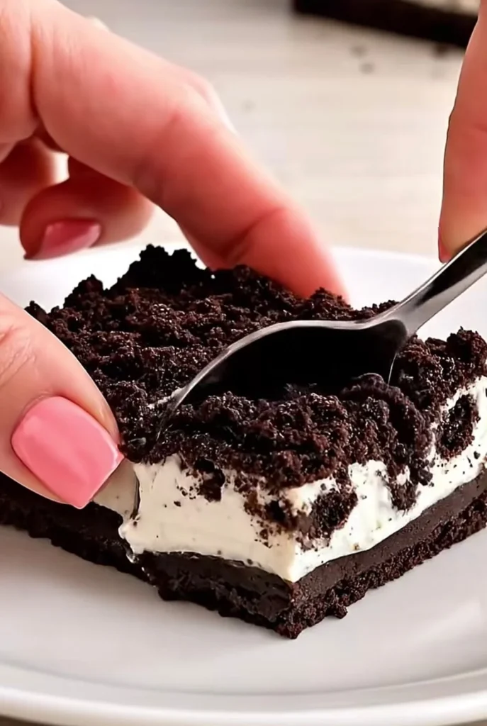 Oreo Cheesecake Bars