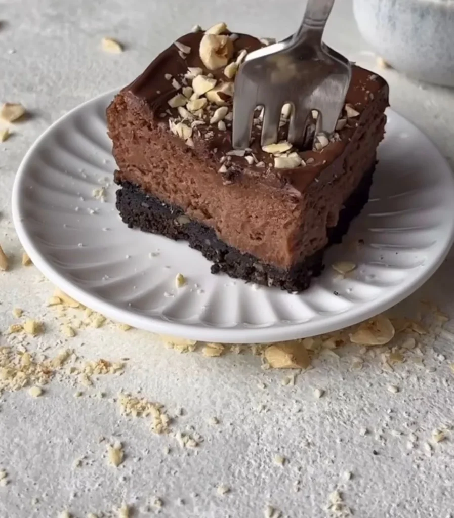 Nutella Swirl Cheesecake Bars