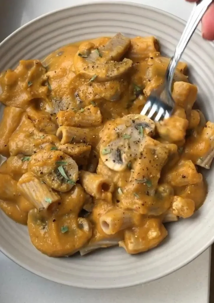 Creamy Pumpkin Pasta Bowl