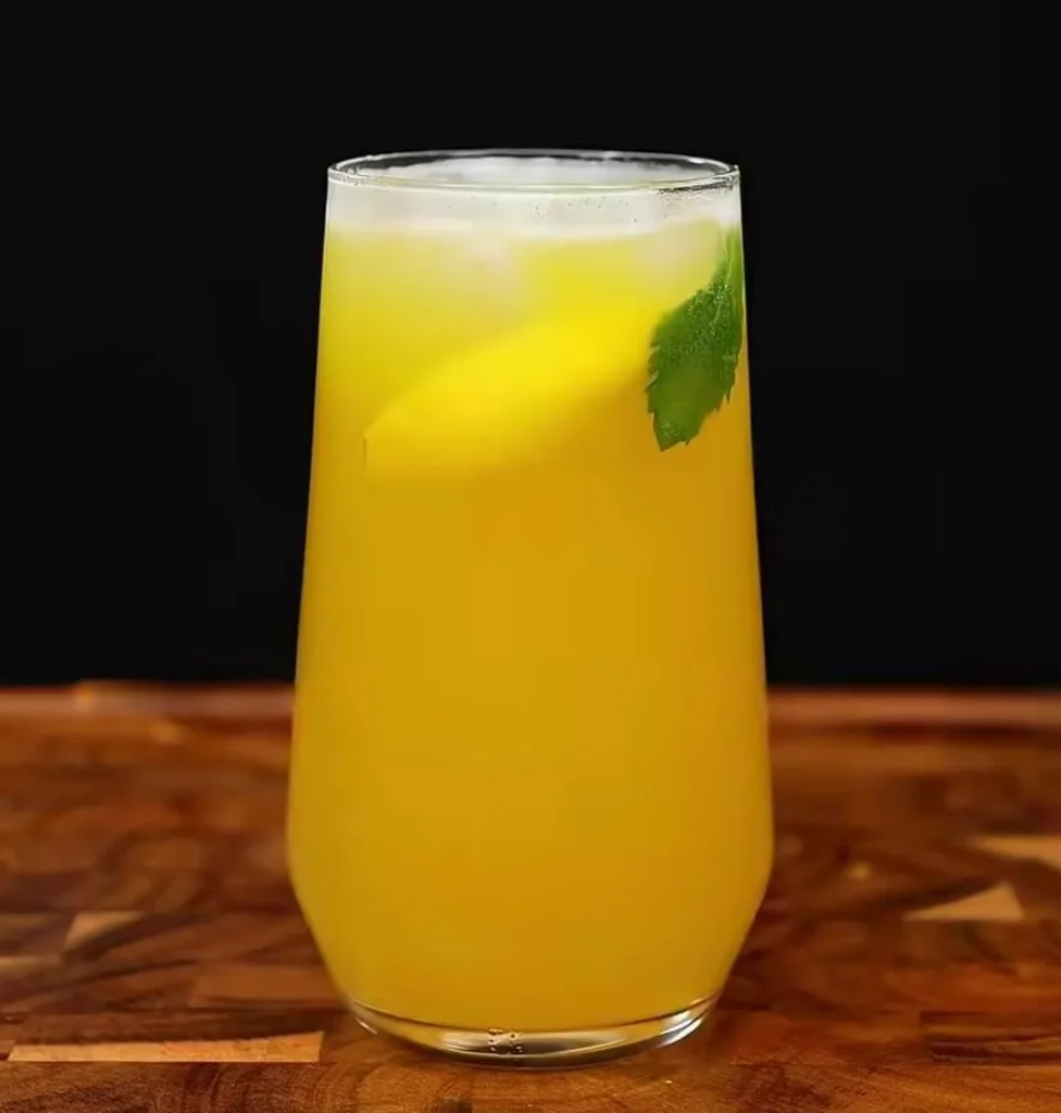 Pineapple Mint Splash Beach Drink Recipe