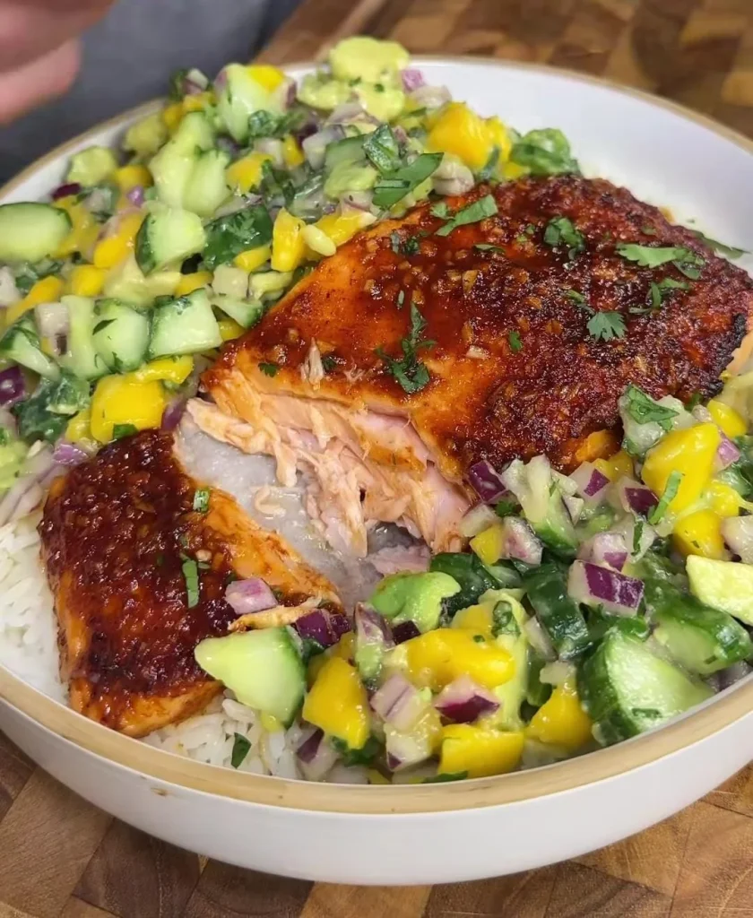 Mango Salsa Salmon Bowl
