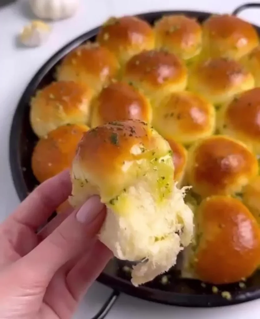Cheesy Garlic Bread Bites
