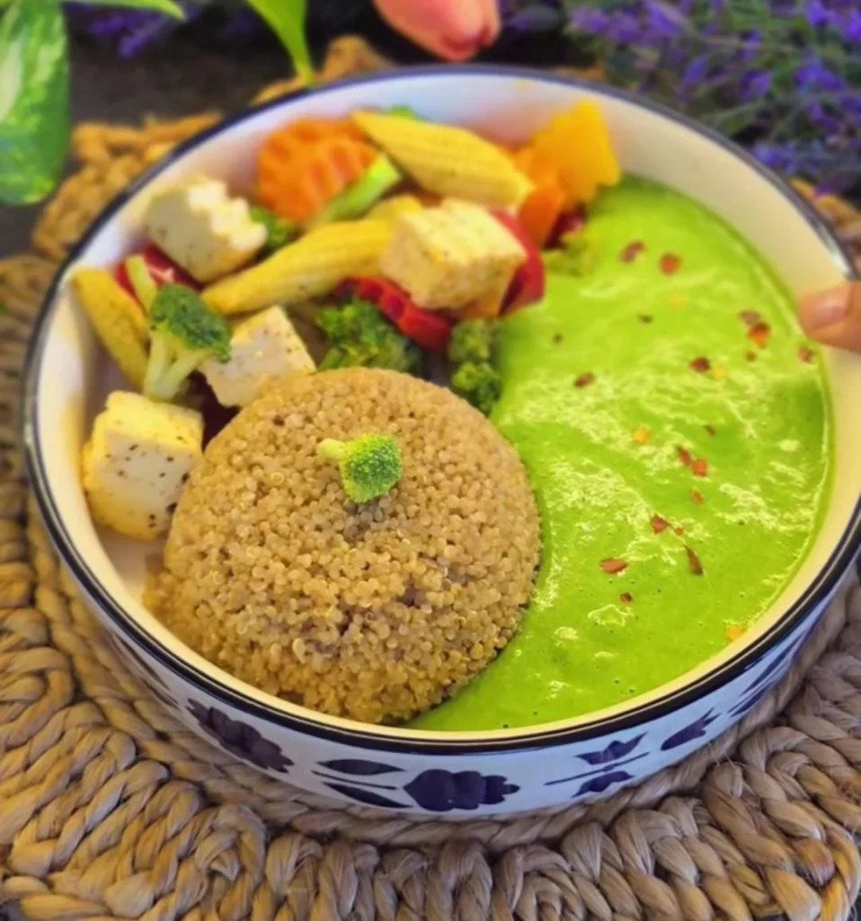 Quinoa Veggie Power Bowl