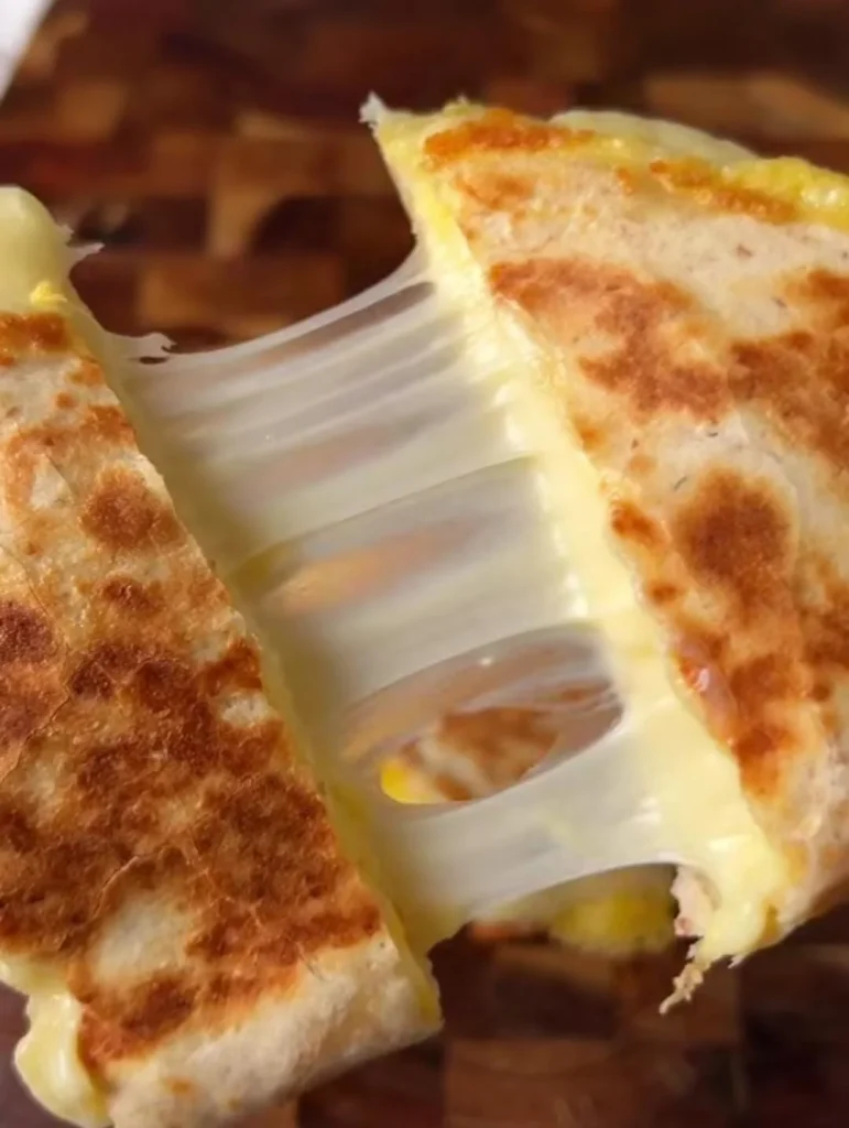 Egg & Cheese Pita