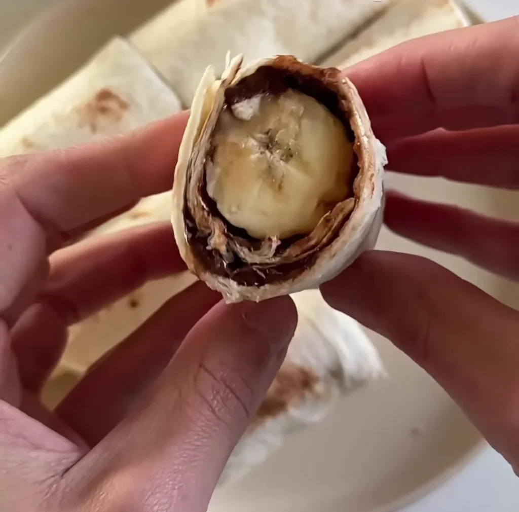 Sweet Nutella Banana Pita