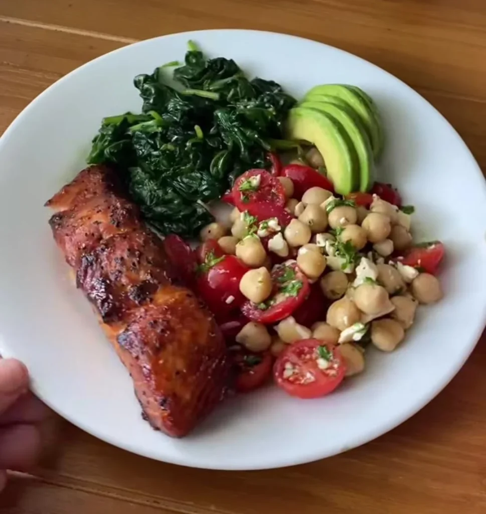 Grilled Salmon Veggie Plate
