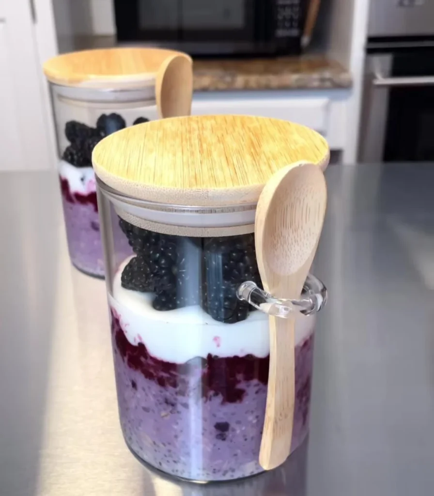 Blackberry Overnight Oats