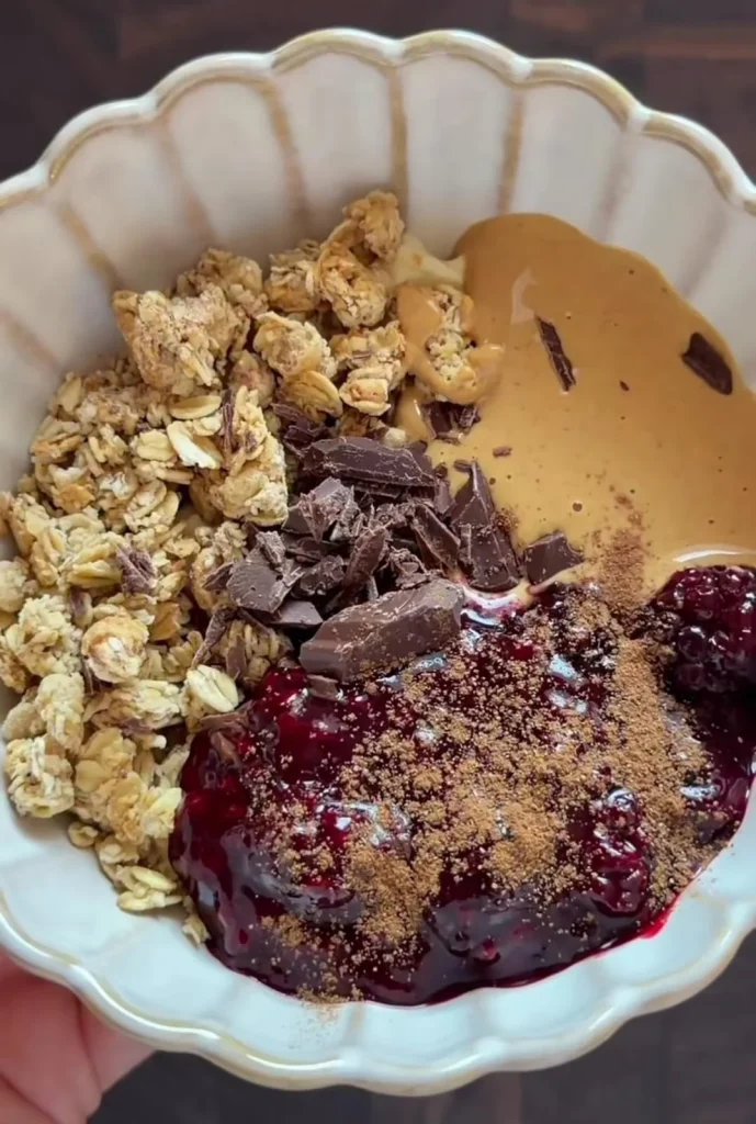 Blackberry Yogurt Parfait
