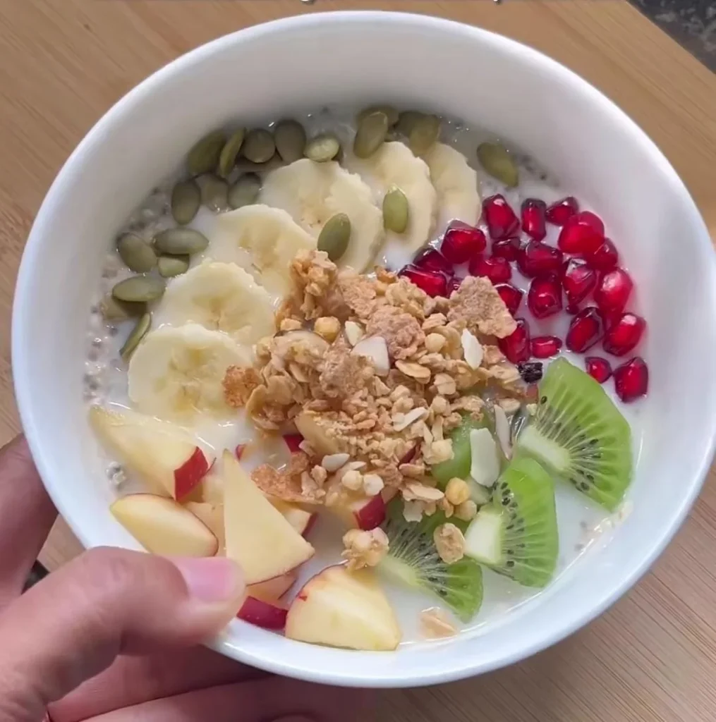 Oatmeal with Fruit