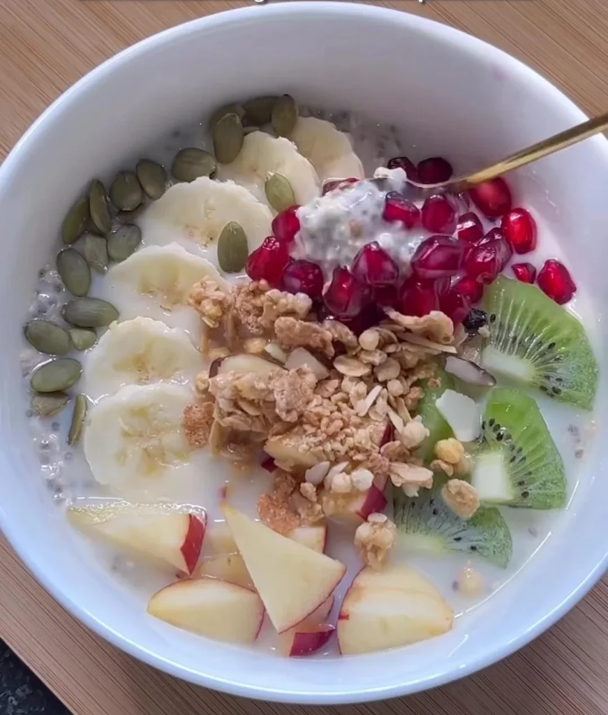 Oatmeal Fruit Bowl