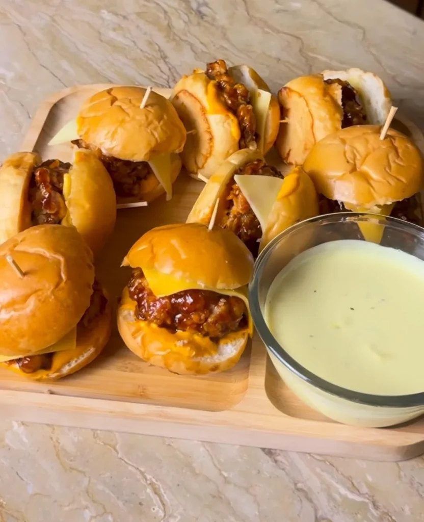 Mini Chicken Sliders - Finger Foods