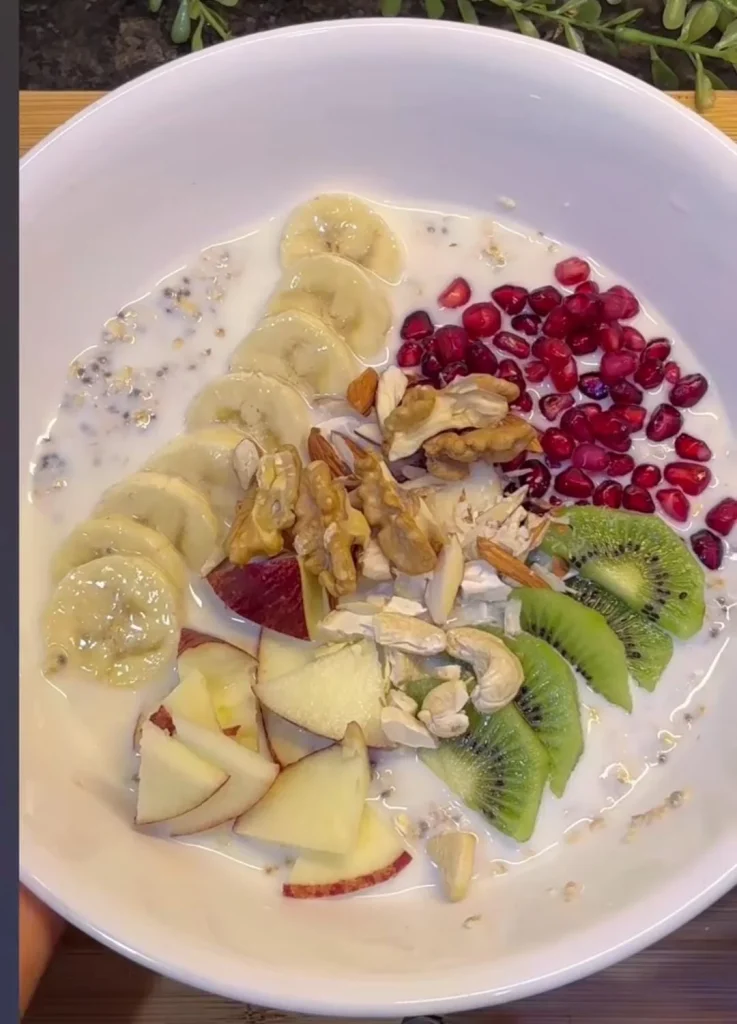 Oatmeal Fruit Bowl