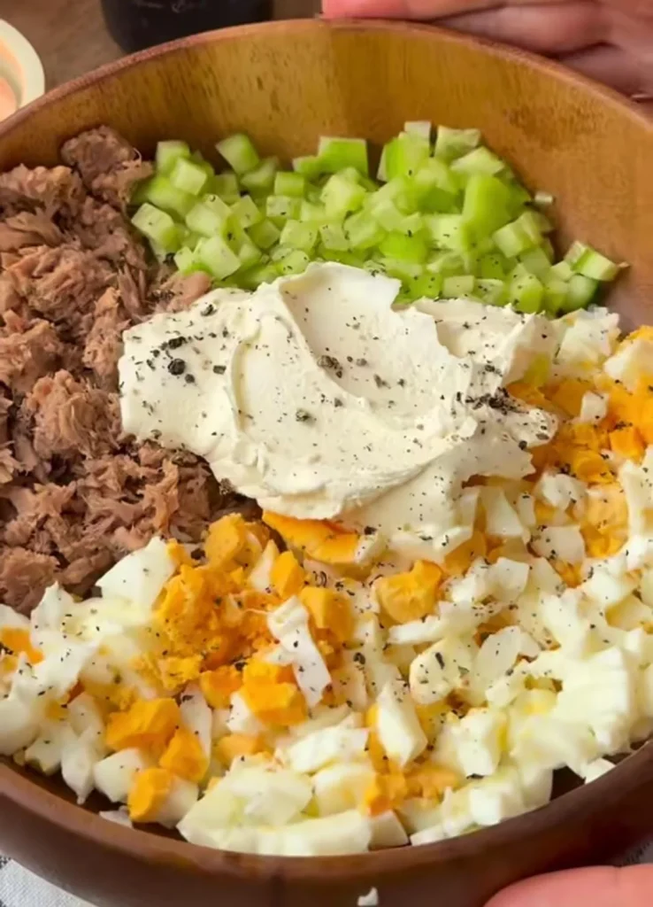 Tuna Egg Bowl