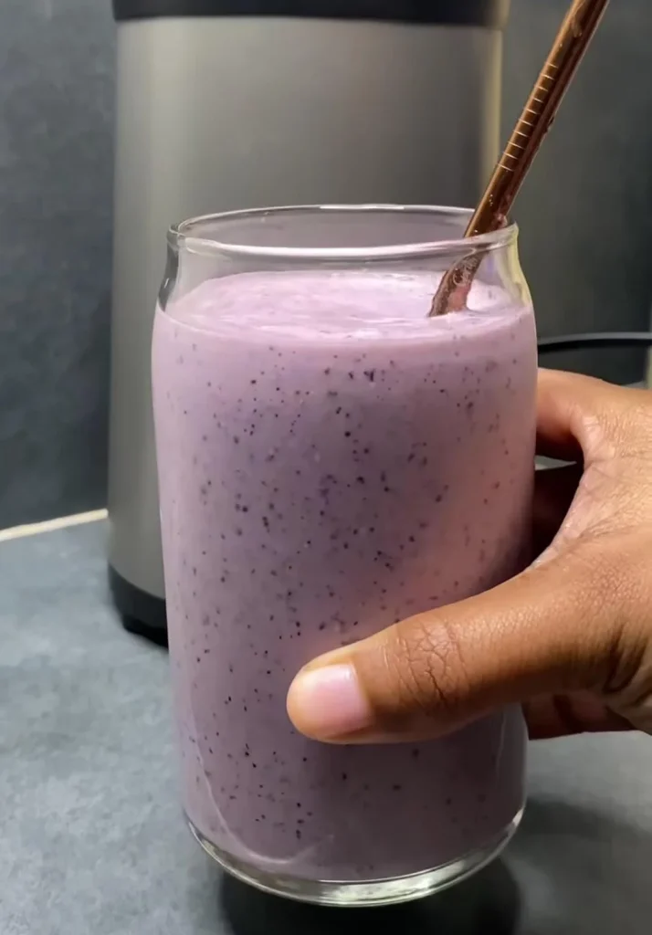 Blueberry Yogurt Smoothie