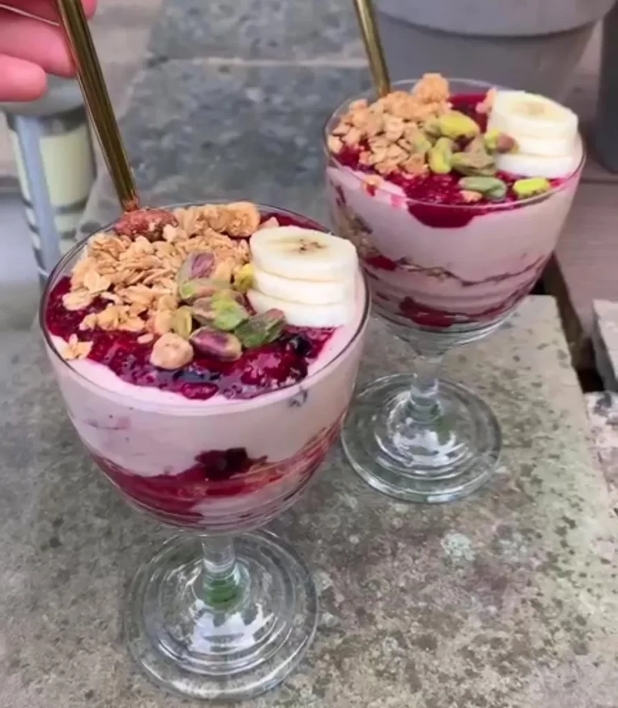 Yogurt Berry Parfait