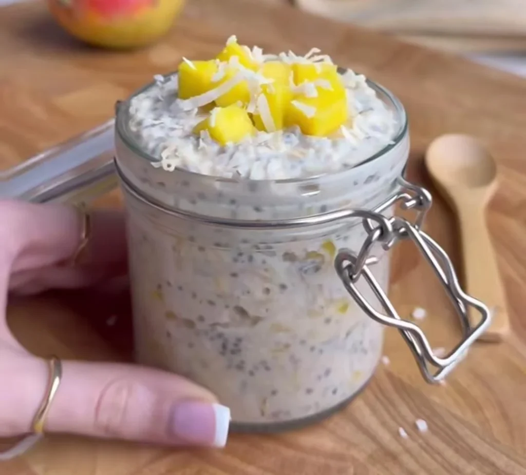 Mango Coconut Oats