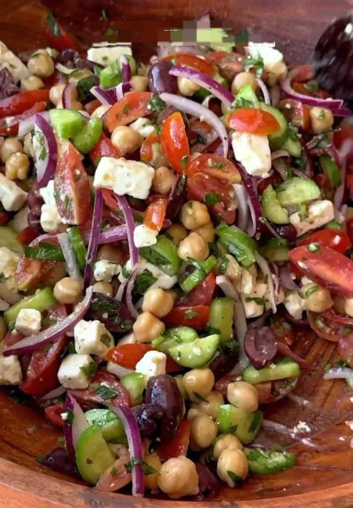 Mediterranean Chickpea Salad